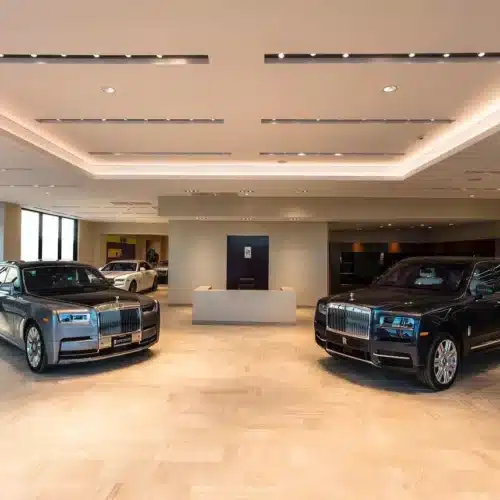 Quick Guide to Car Dealership Lighting for Showrooms