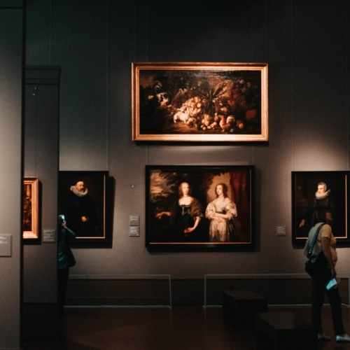 4 Art Gallery Lighting Ideas that Work